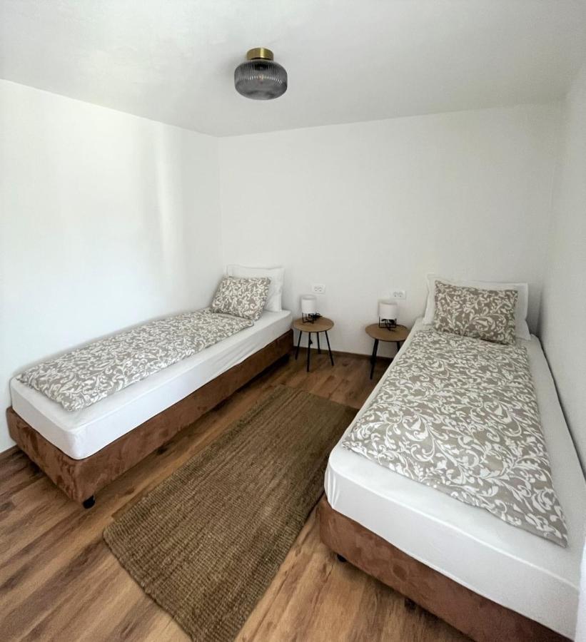 Apartment Lorun 47 Tar-Vabriga Zewnętrze zdjęcie